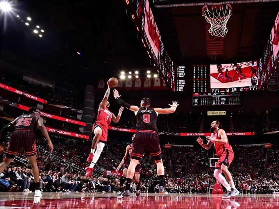 成功填补了火箭一号位的短板，但后场新星接下来还能继续出场吗？