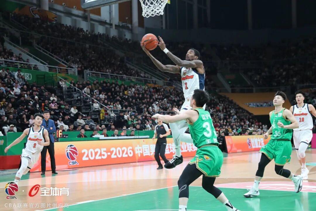 世界杯手机观看软件下载-半场狂轰64分掌控比赛，广东客场大胜辽宁