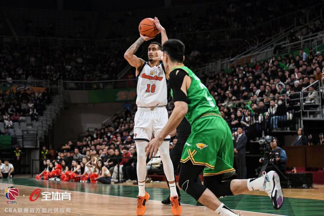 世界杯手机观看软件下载-半场狂轰64分掌控比赛，广东客场大胜辽宁