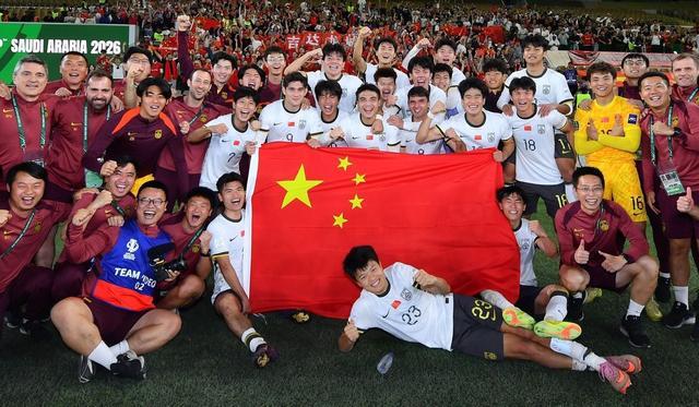 世界杯客户端更新下载-北青：安东尼奥在队风队纪方面很严，备战期间禁止球员点外卖